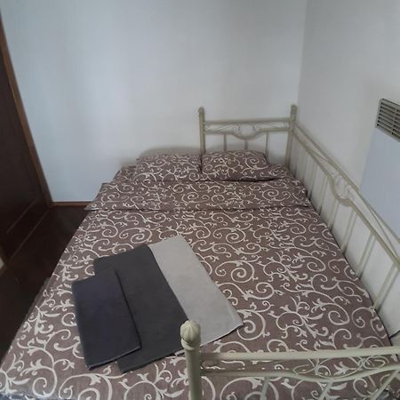 Artrooms -Round Windows Rynok Sq إلفيف المظهر الخارجي الصورة